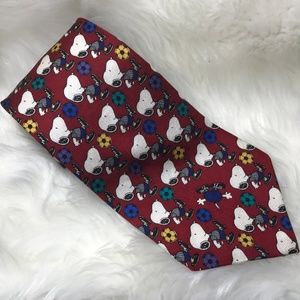 Peanuts Snoopy Soccer Tie 100% Silk